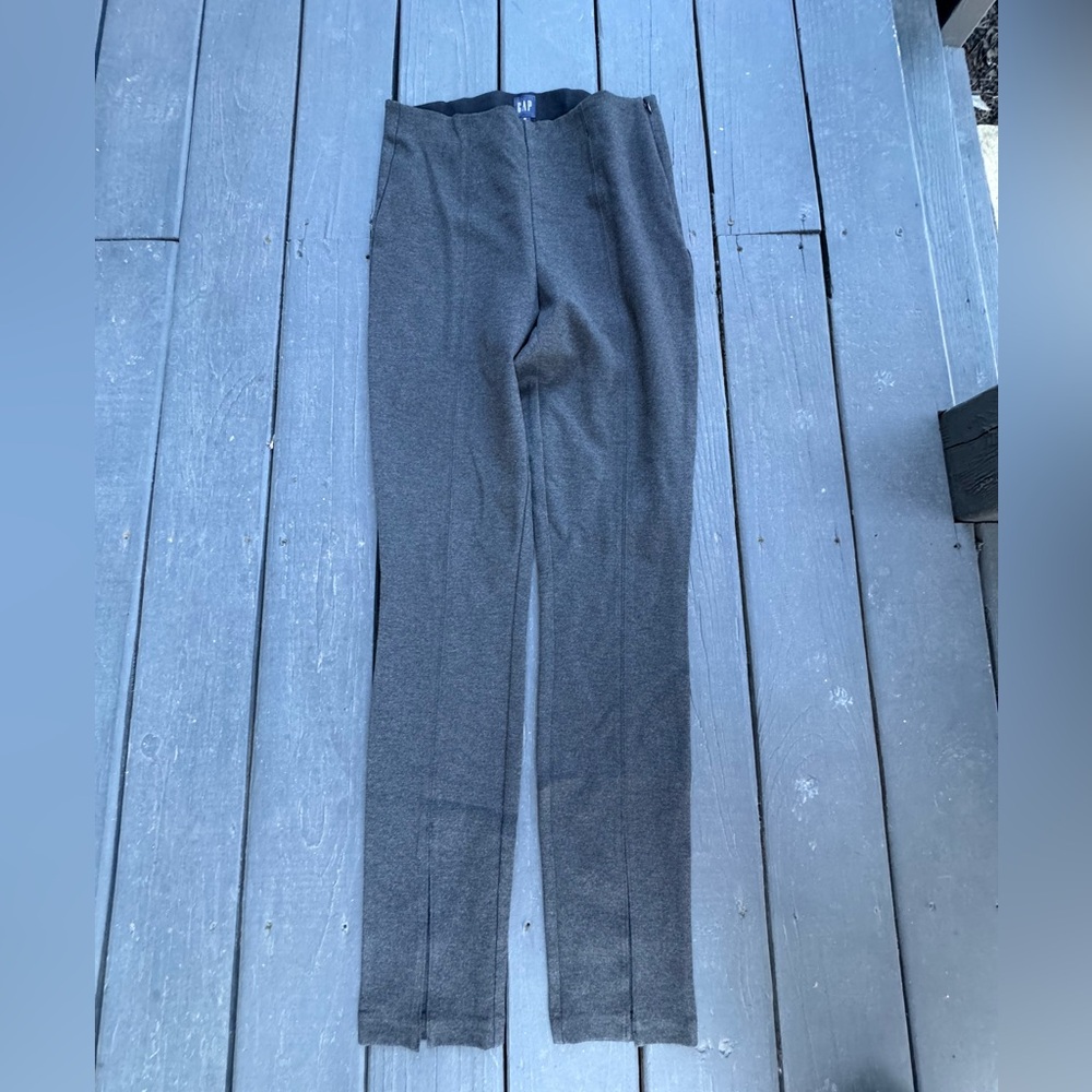 GAP casual front slit pants NWT